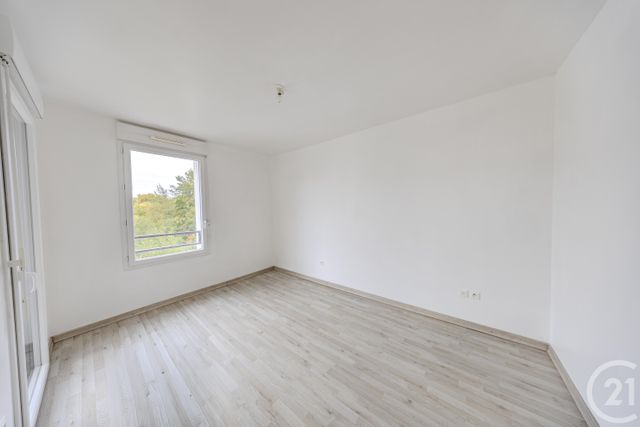 Appartement F2 à vendre - 2 pièces - 43.0 m2 - RIS ORANGIS - 91 - ILE-DE-FRANCE - Century 21 Avantage Immo