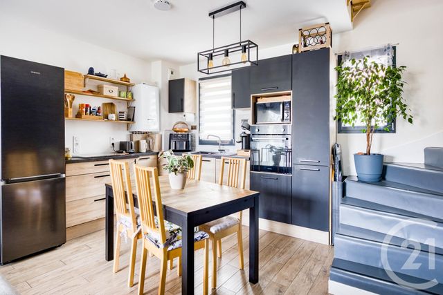 Appartement Duplex à vendre - 3 pièces - 59.58 m2 - DRAVEIL - 91 - ILE-DE-FRANCE - Century 21 Avantage Immo